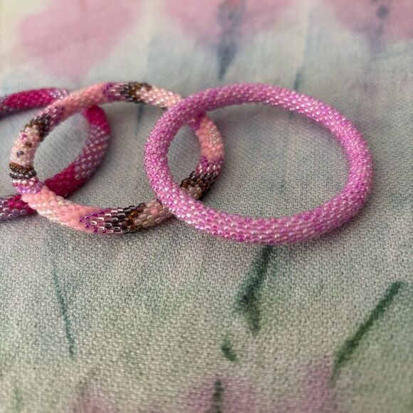 Sashka & Co. Pink and Purple Bracelet Bundle with Pin 🆕 axolotl pin - Picture 5 of 6